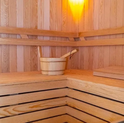 Hotel Eden Nest Exclusive