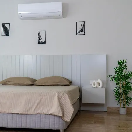 Eden Nest Exclusive Szálloda