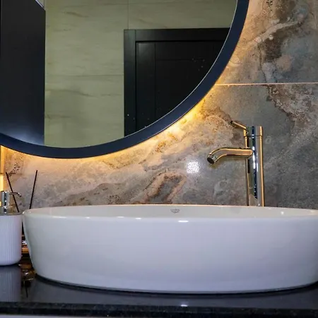 Eden Nest Exclusive Hotel